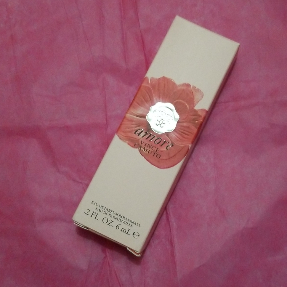 VINCE CAMUTO💄AMORE💄 - Picture 2 of 2